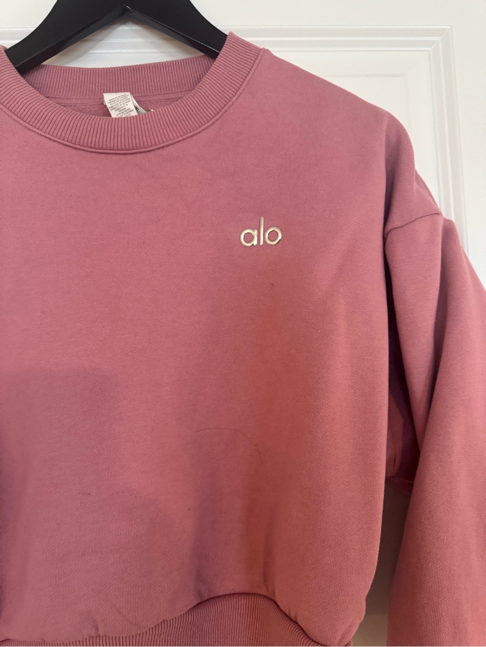 ALO Yoga Rose Pink Cropped Sweatshirt - Picture 5 of 9